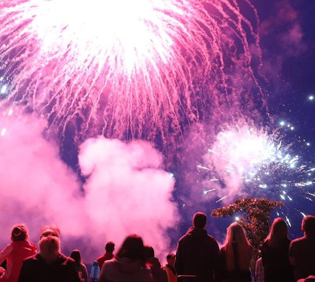 Royal Windsor Racecourse Fireworks